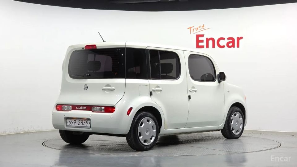Nissan Cube