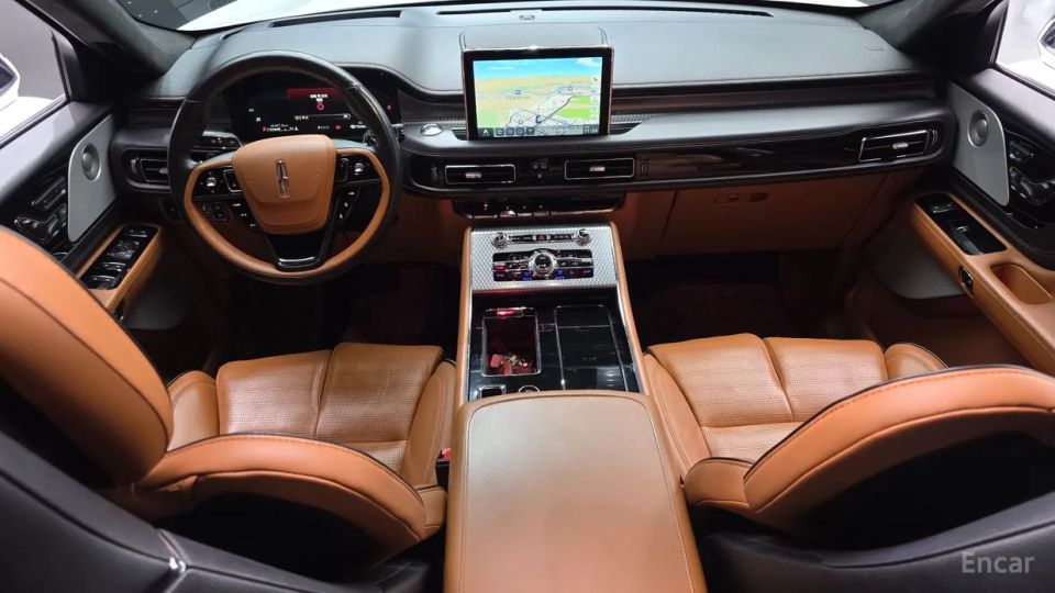 Lincoln Aviator