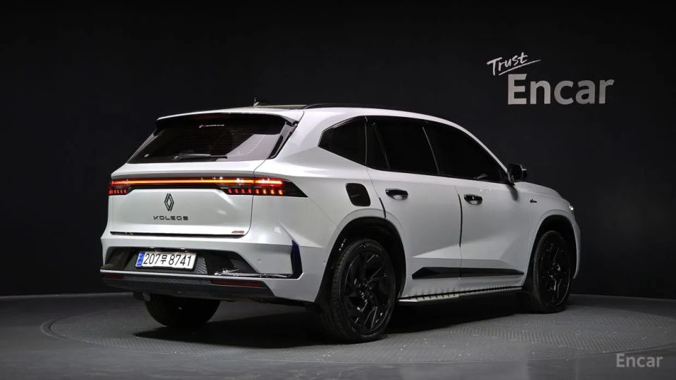 Renault-KoreaSamsung Grand Koleos