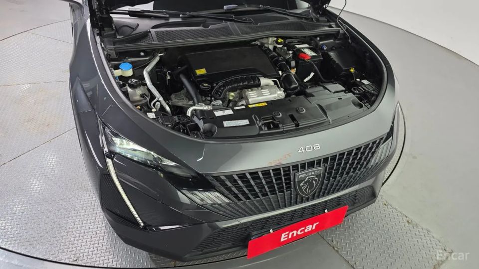 Peugeot 408