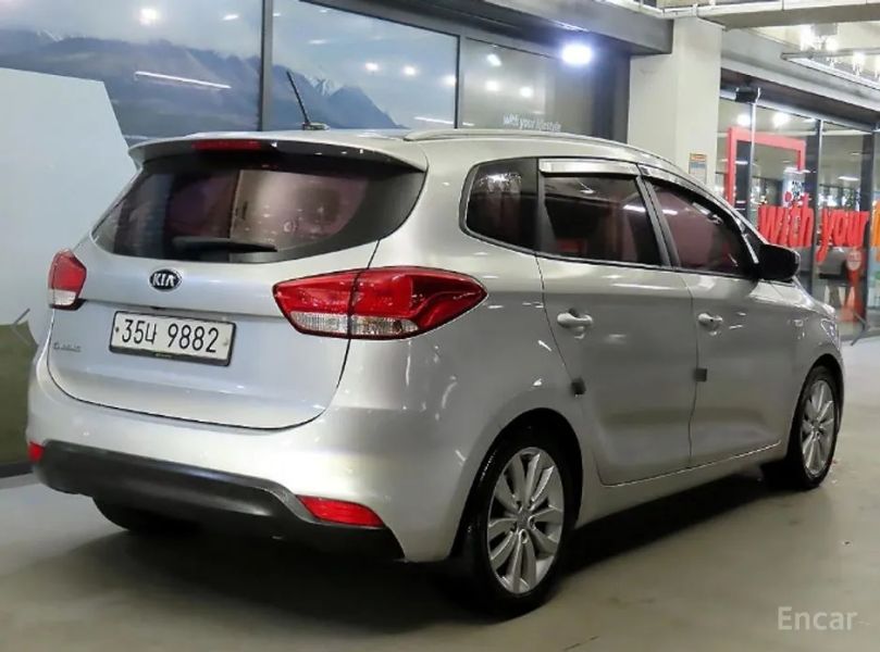 Kia Carens