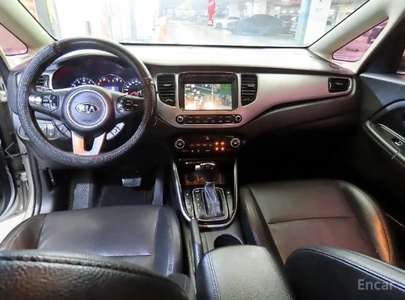 Kia Carens