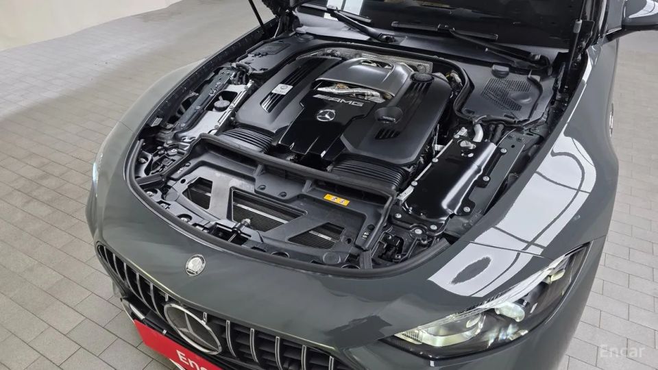 Mercedes-Benz SL-Class