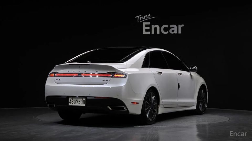Lincoln MKZ