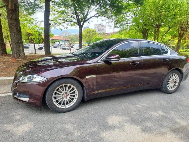 Jaguar xf