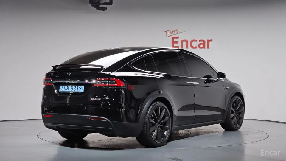 Tesla model-x