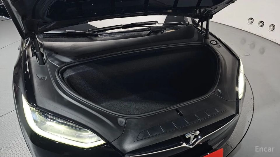 Tesla model-x