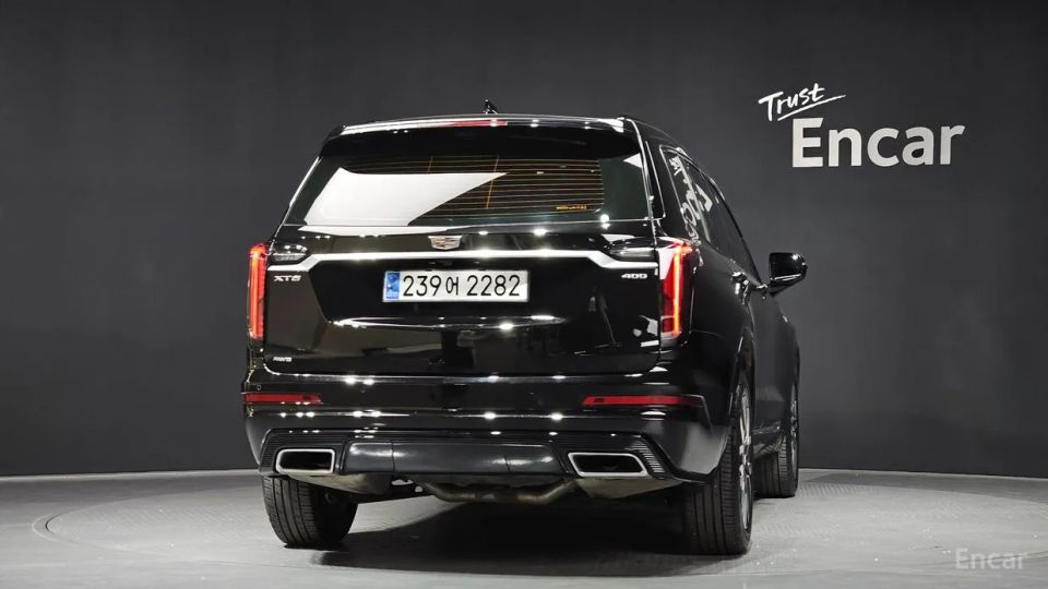 Cadillac XT6