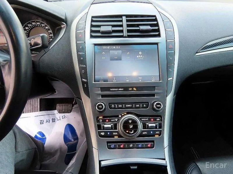 Lincoln MKZ