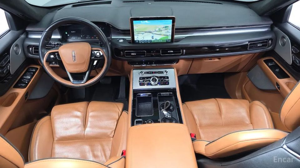 Lincoln Aviator