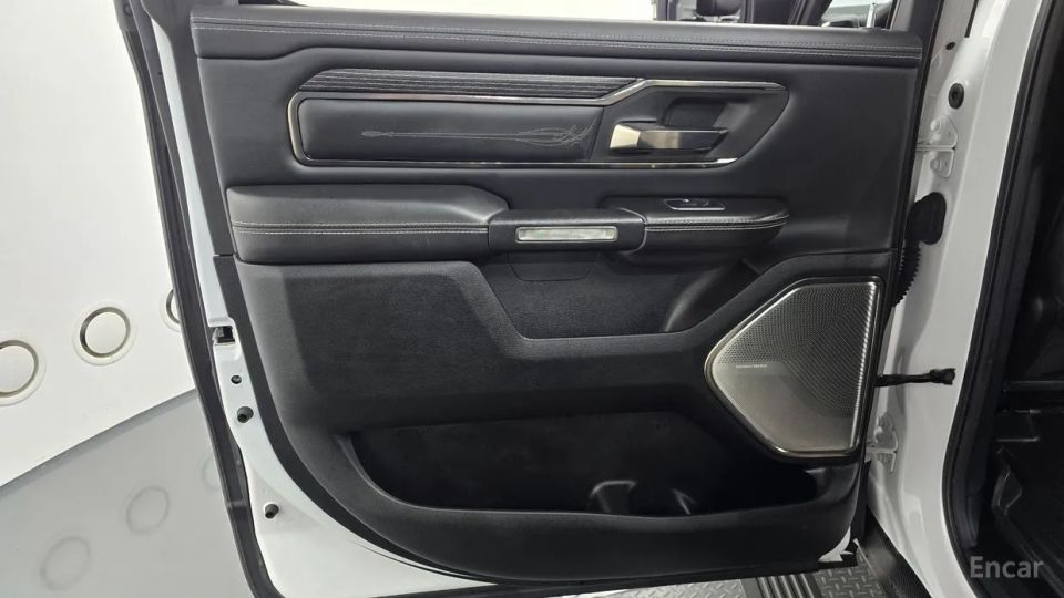 Dodge Ram Pick Up