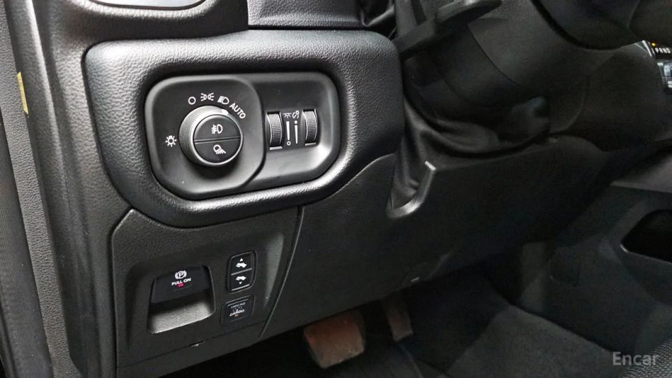 Dodge Ram Pick Up