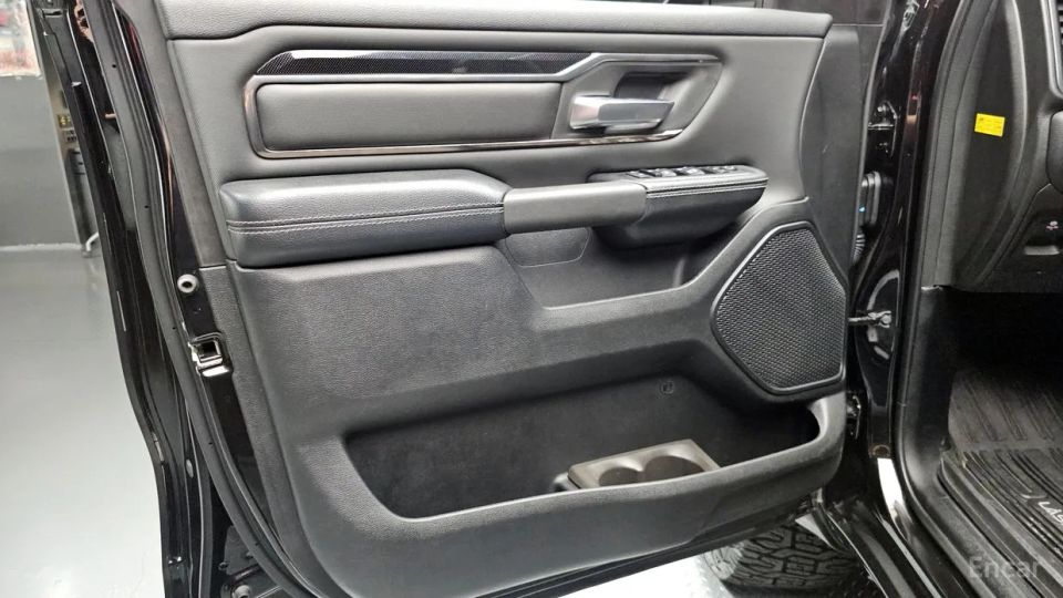 Dodge Ram Pick Up
