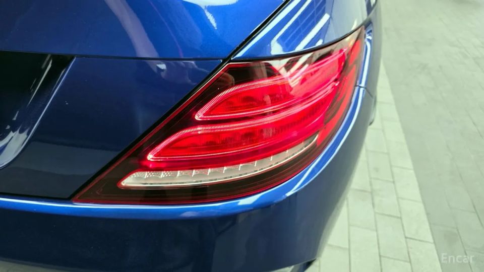 Mercedes-Benz SLC-Class