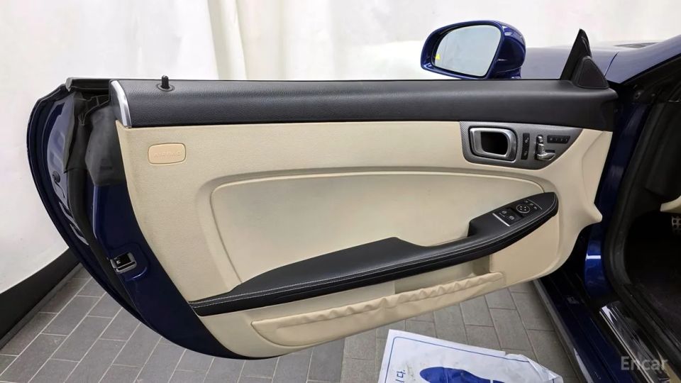 Mercedes-Benz SLC-Class