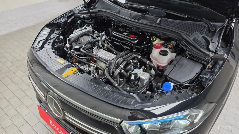 Mercedes-Benz EQA