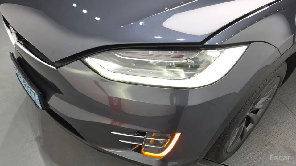 Tesla model-x