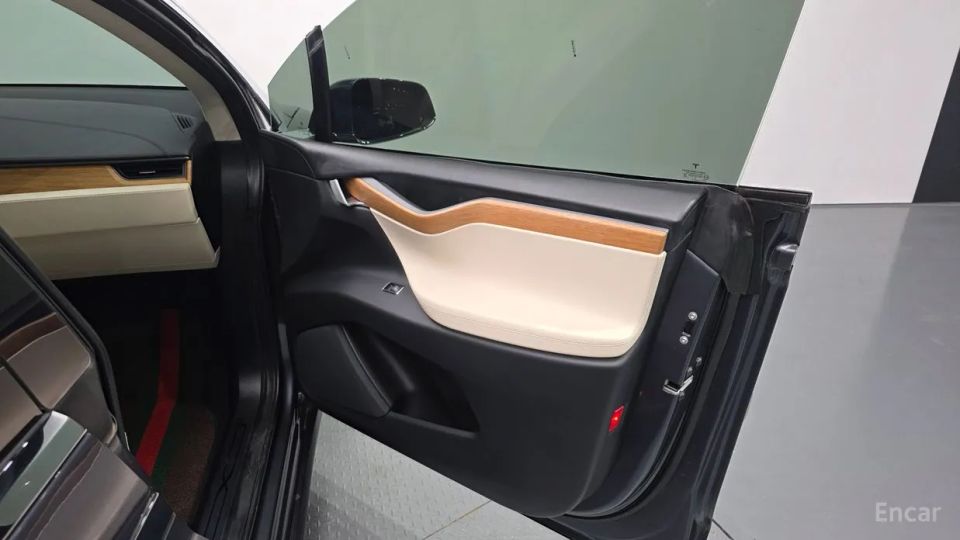 Tesla model-x