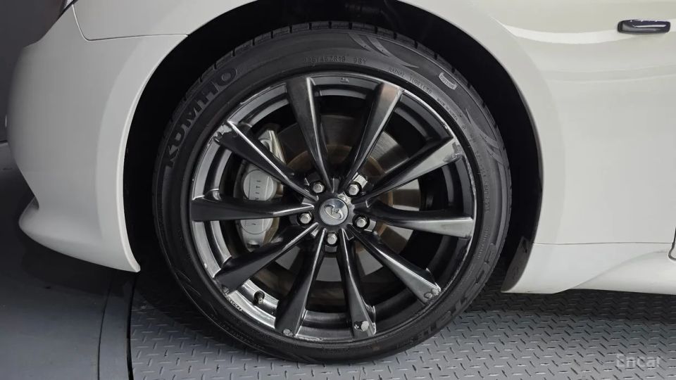 Infiniti G