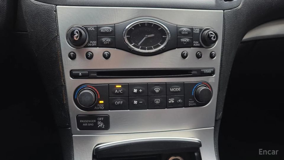 Infiniti G
