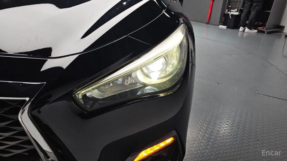 Infiniti Q50