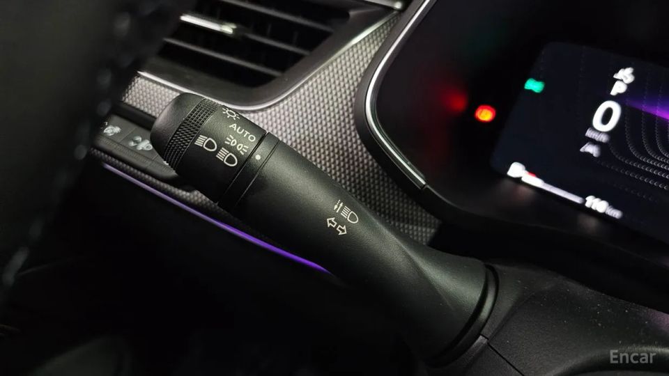 Renault-KoreaSamsung Arkana