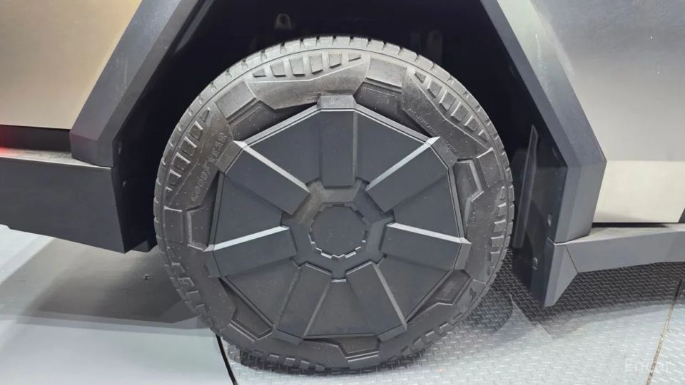Tesla Cybertruck