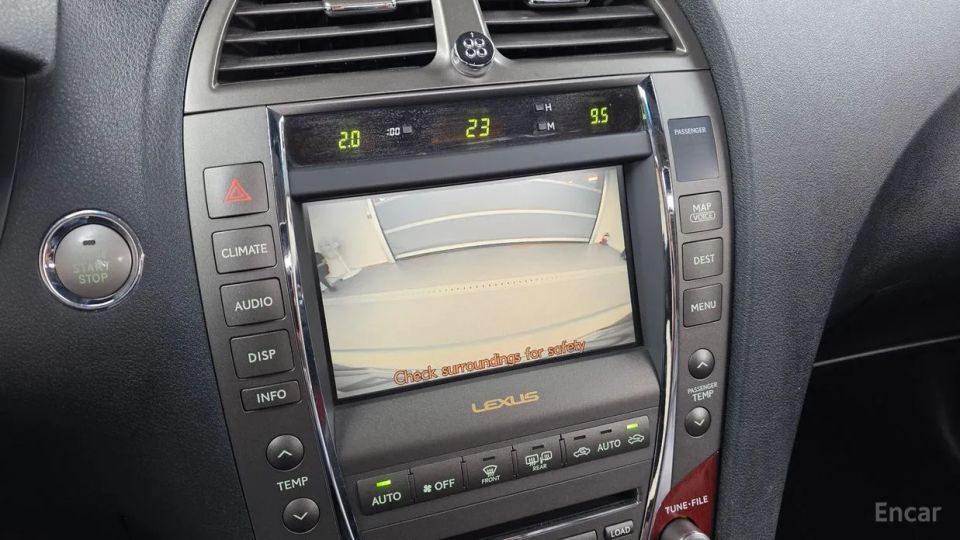 Lexus ES