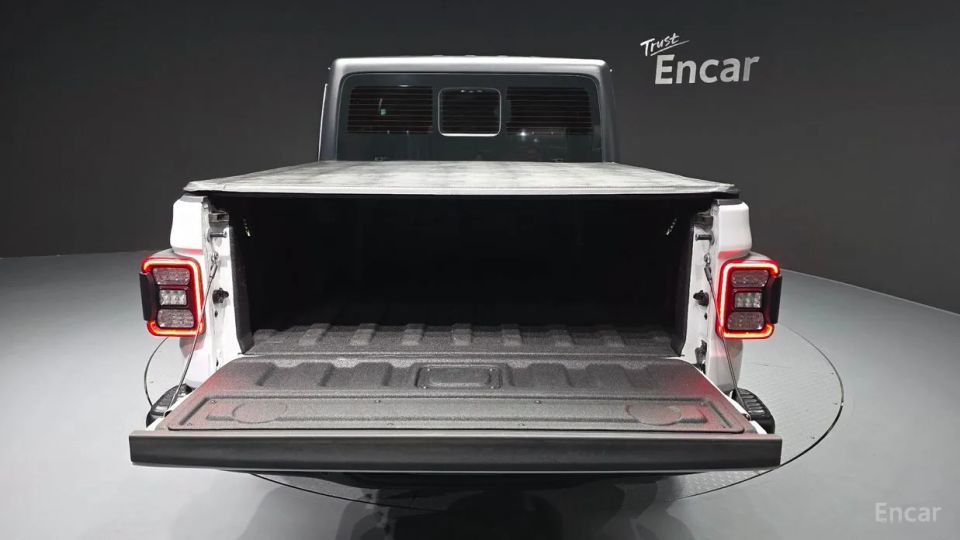 Jeep gladiator