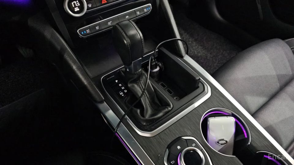 Renault-KoreaSamsung SM6
