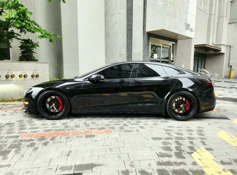 Tesla model-s