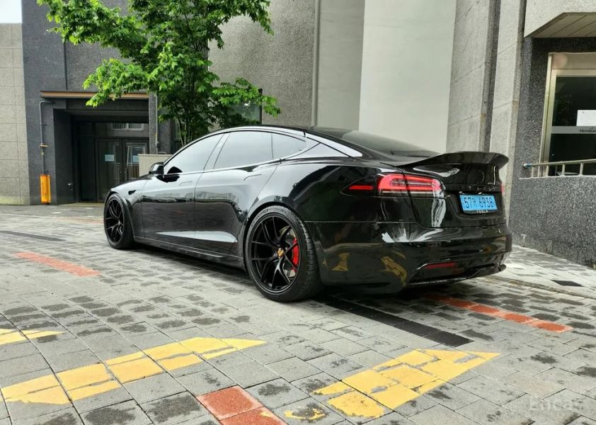 Tesla model-s