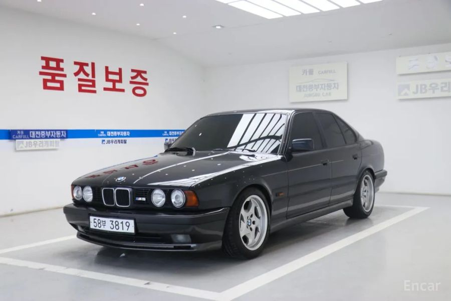 BMW M5