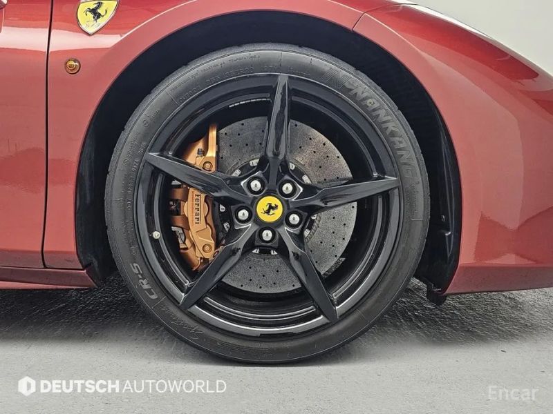Ferrari 488