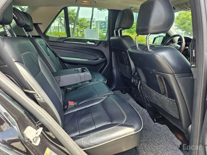 Mercedes-Benz M-class