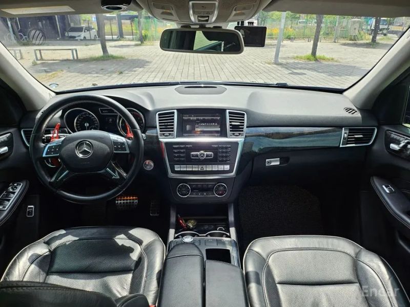 Mercedes-Benz M-class