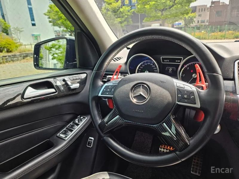 Mercedes-Benz M-class