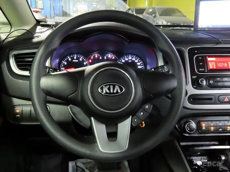 Kia Carens