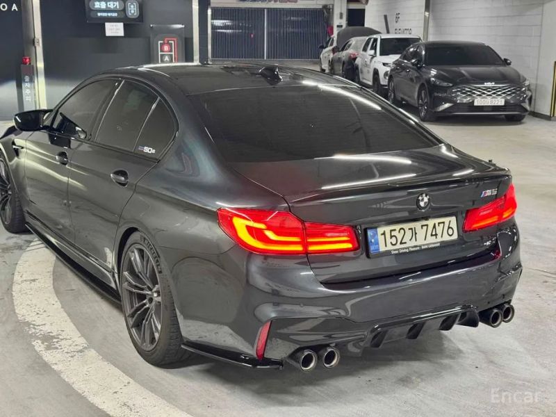 BMW M5