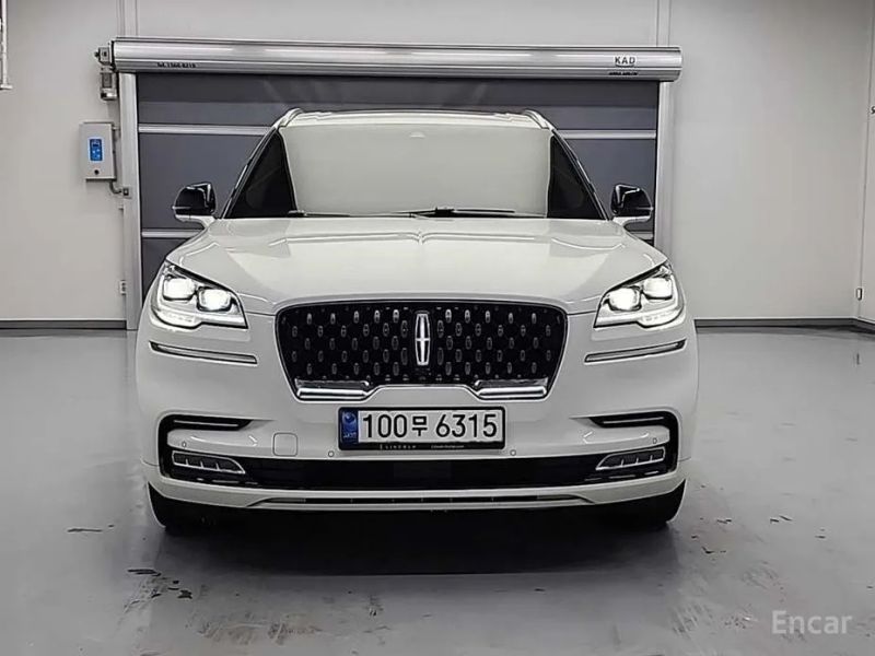 Lincoln Aviator