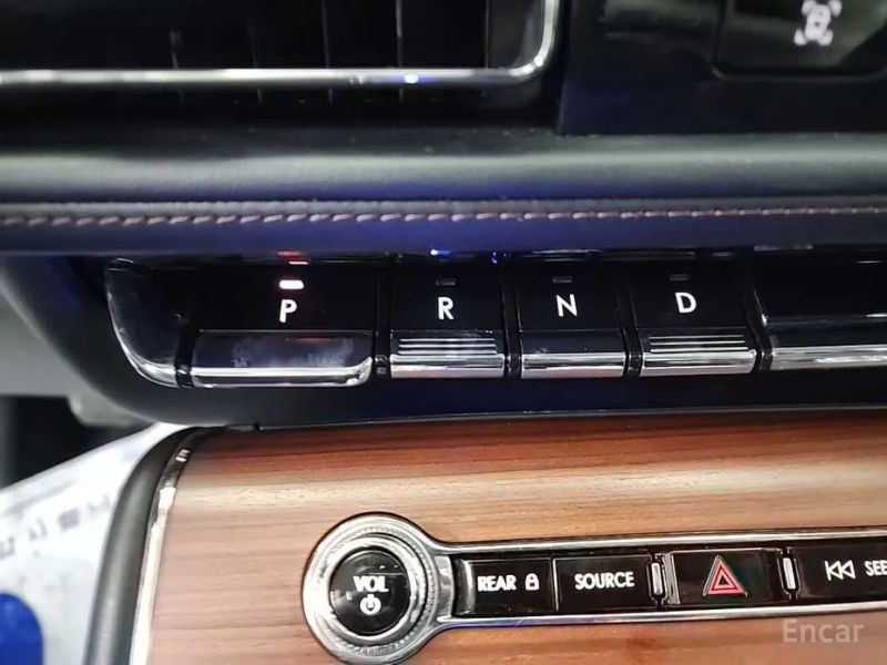 Lincoln Aviator