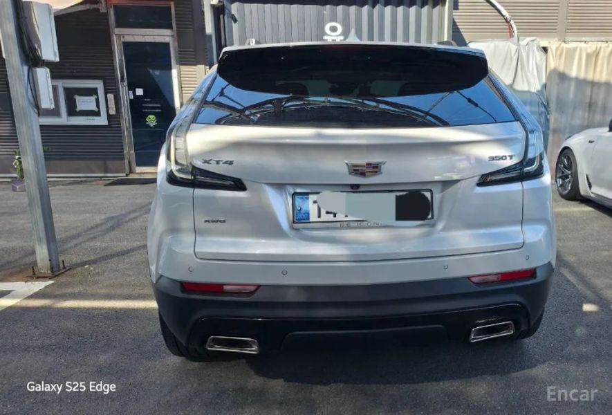 Cadillac XT4