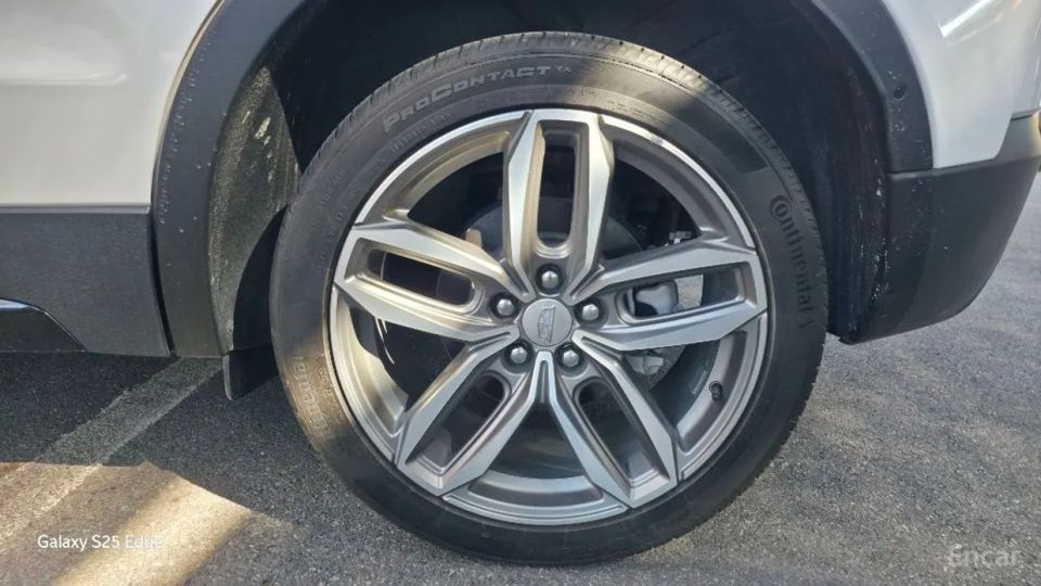 Cadillac XT4