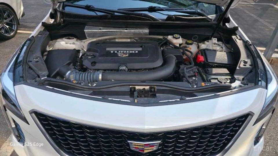 Cadillac XT4