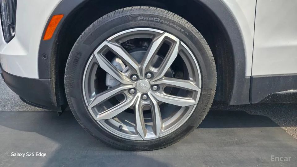 Cadillac XT4