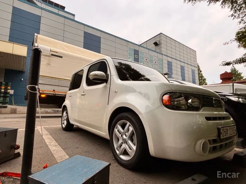 Nissan Cube