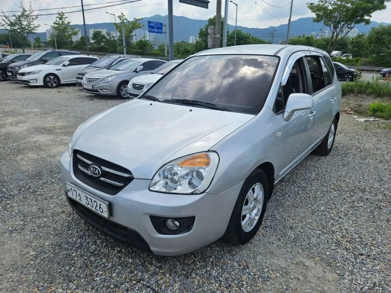 Kia Carens