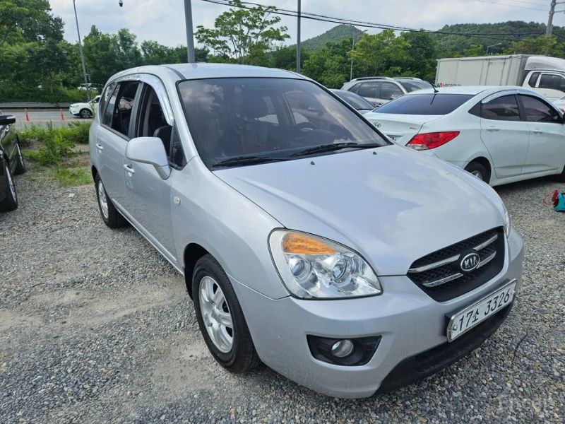 Kia Carens