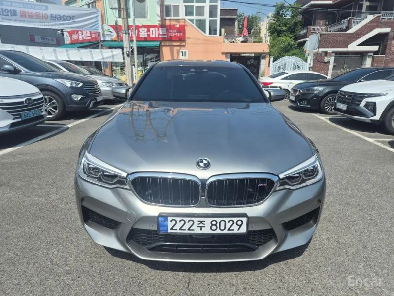 BMW M5