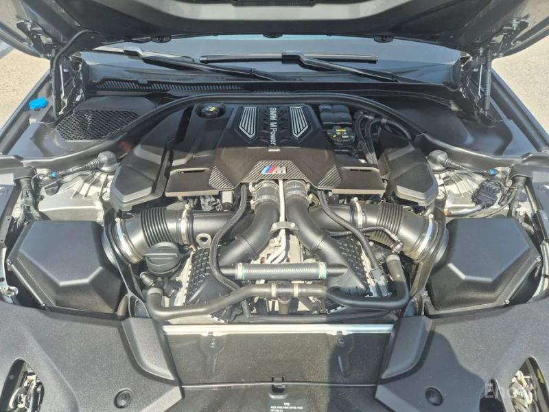 BMW M5